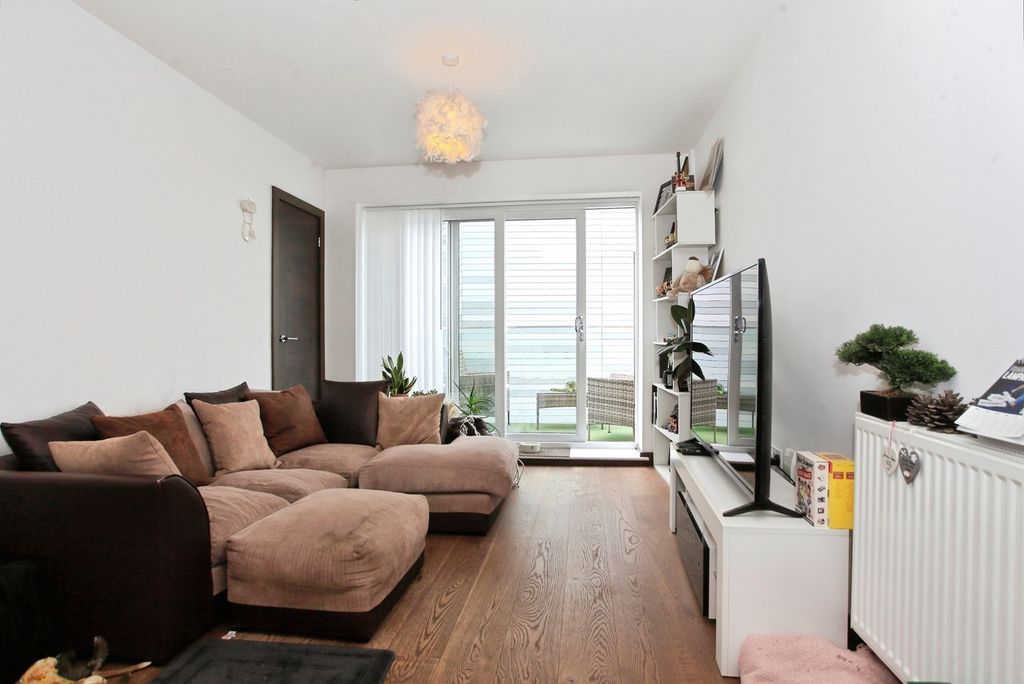 Additional image 3 of 2 bed flat for saleEast Station Road, Fletton Quays, Peterborough, Cambridgeshire PE2