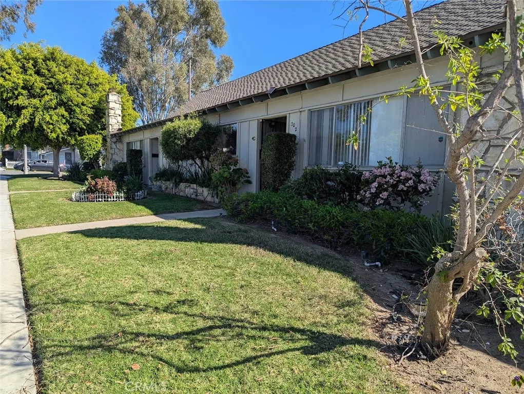 Additional image 15 of 200 W 37th St, Long Beach, CA 90807