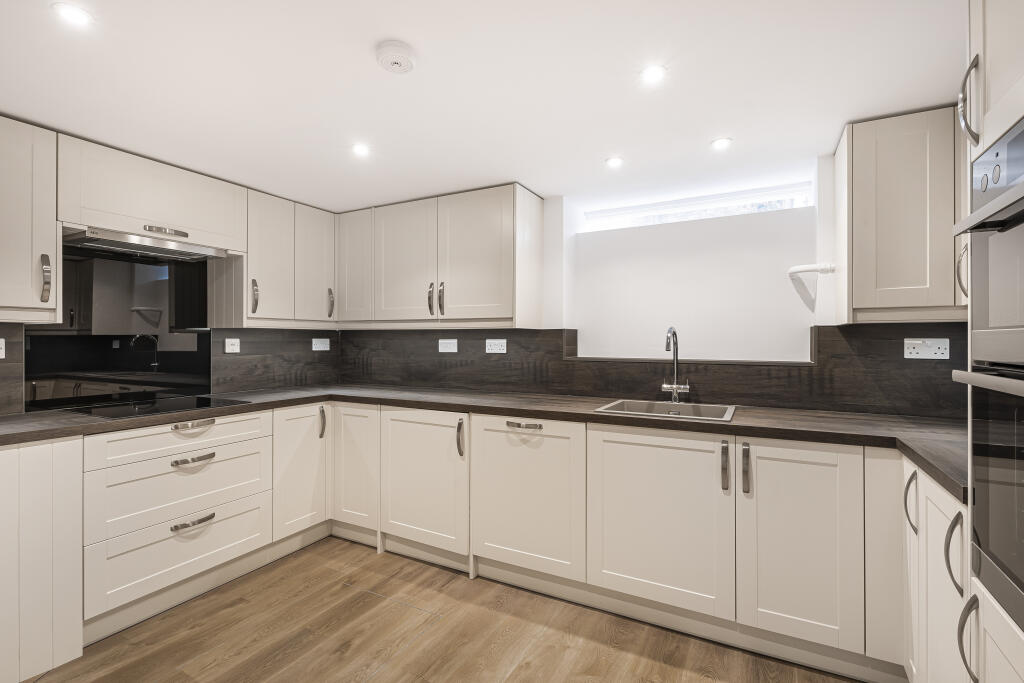 Additional image 3 of High Street, Welwyn, Hertfordshire, AL6