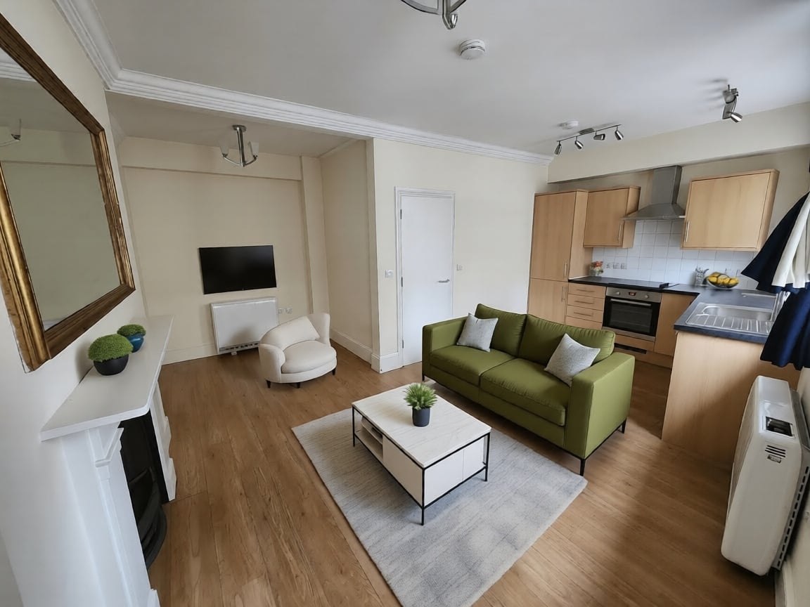 3 Bed Flat, Cannon Street, EC4N, N1 7GU