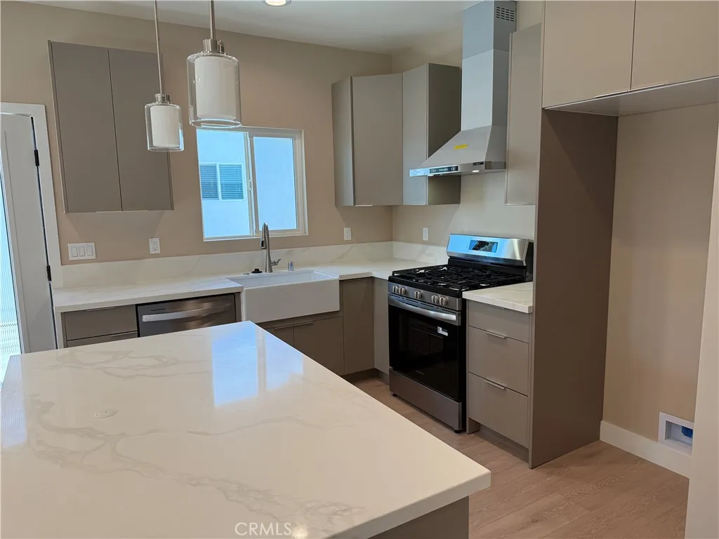 Additional image 8 of 1072 N Vinedo Avenue, Pasadena, CA 91107