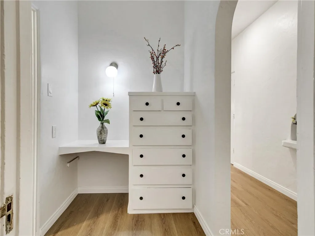 Additional image 27 of 9949 Young Drive Unit 204, Beverly Hills, CA 90212