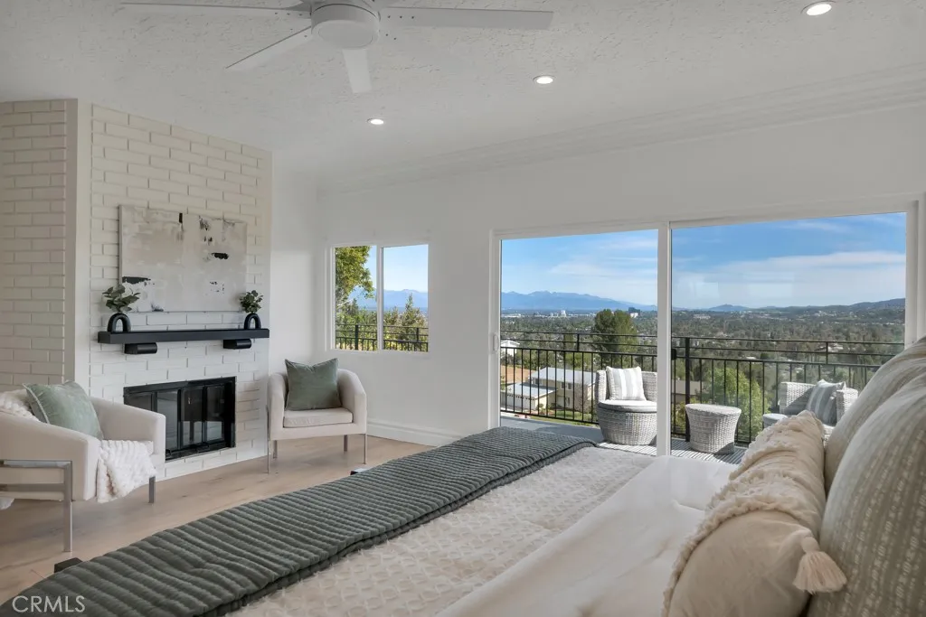 Additional image 45 of 5952 Woodland View Drive, Woodland Hills, CA 91367