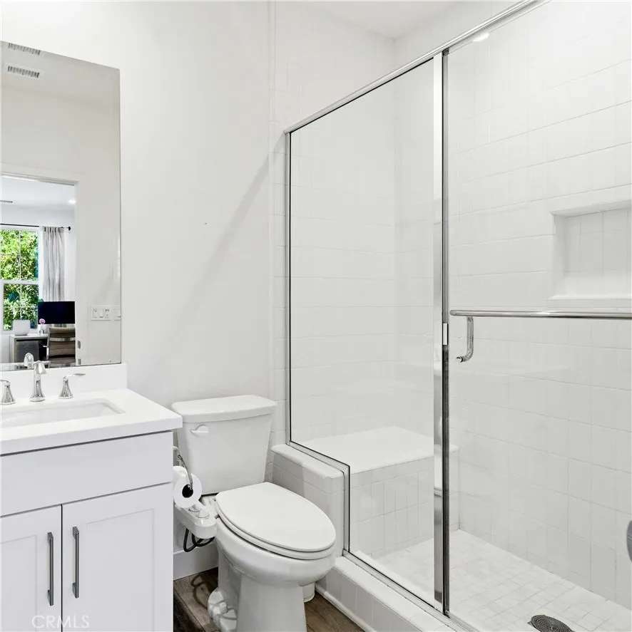 Additional image 76 of 107 Landroute, Irvine, CA 92618