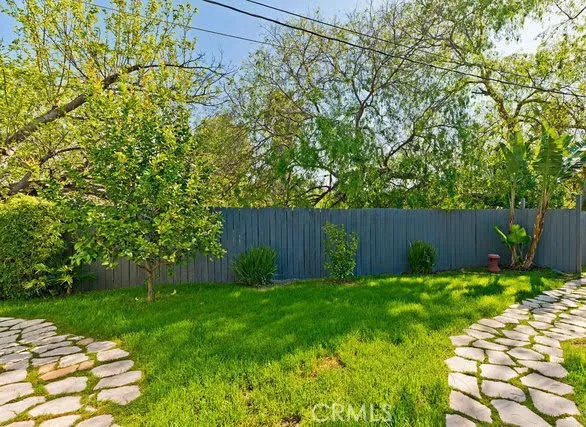 Additional image 58 of 242 W Elmwood Ave, Burbank, CA 91502