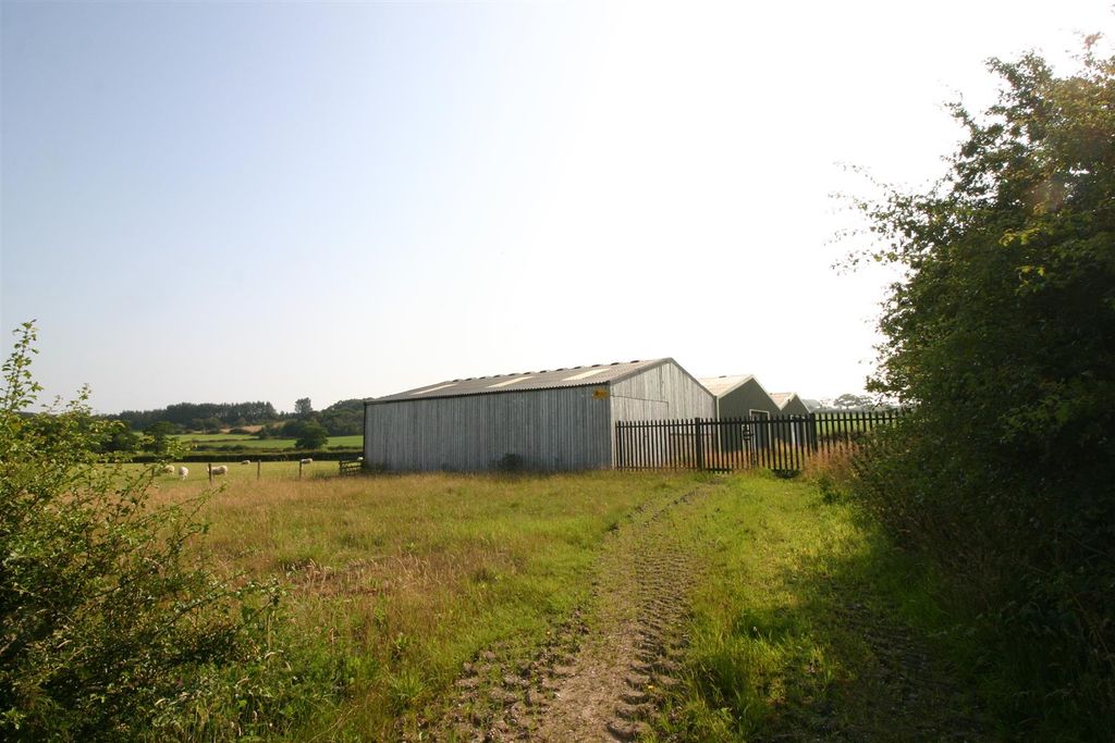 Land for saleLand At Wellington View Farm, Lancaster LA2