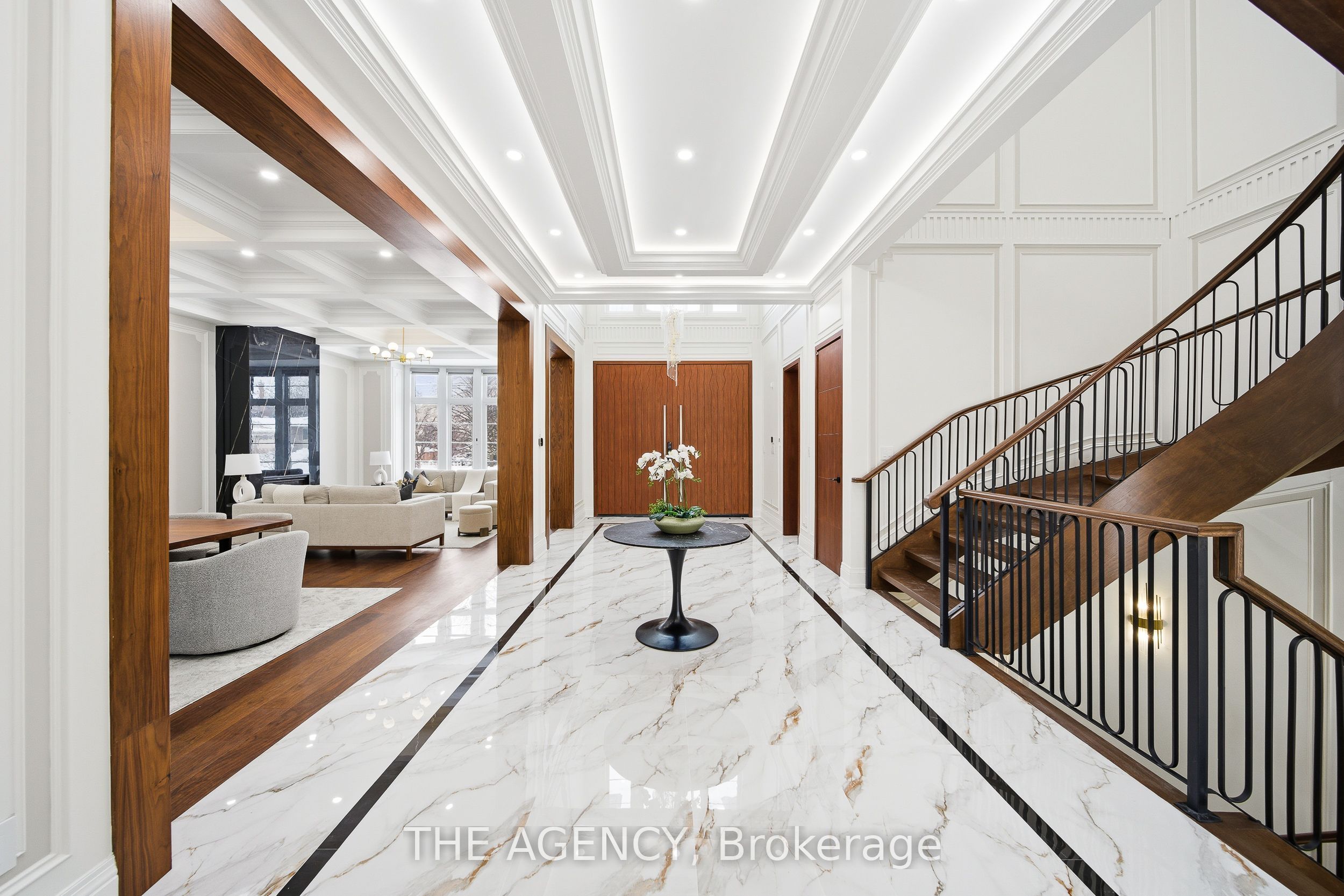 Additional image 4 of 221 Burton Grove N/a, King, ON, L7B 1C7