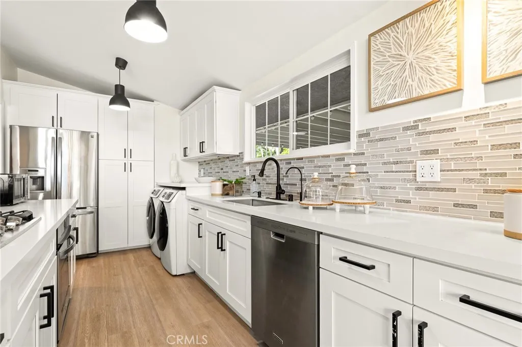 Additional image 57 of 925 E Walnut Ave, Glendora, CA 91741