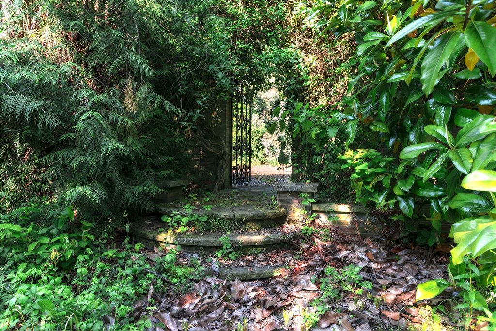 Additional image 20 of 8 bed detached house for saleBrenaire Park, Woodlands Drive, Rawdon, Leeds, West Yorkshire LS19