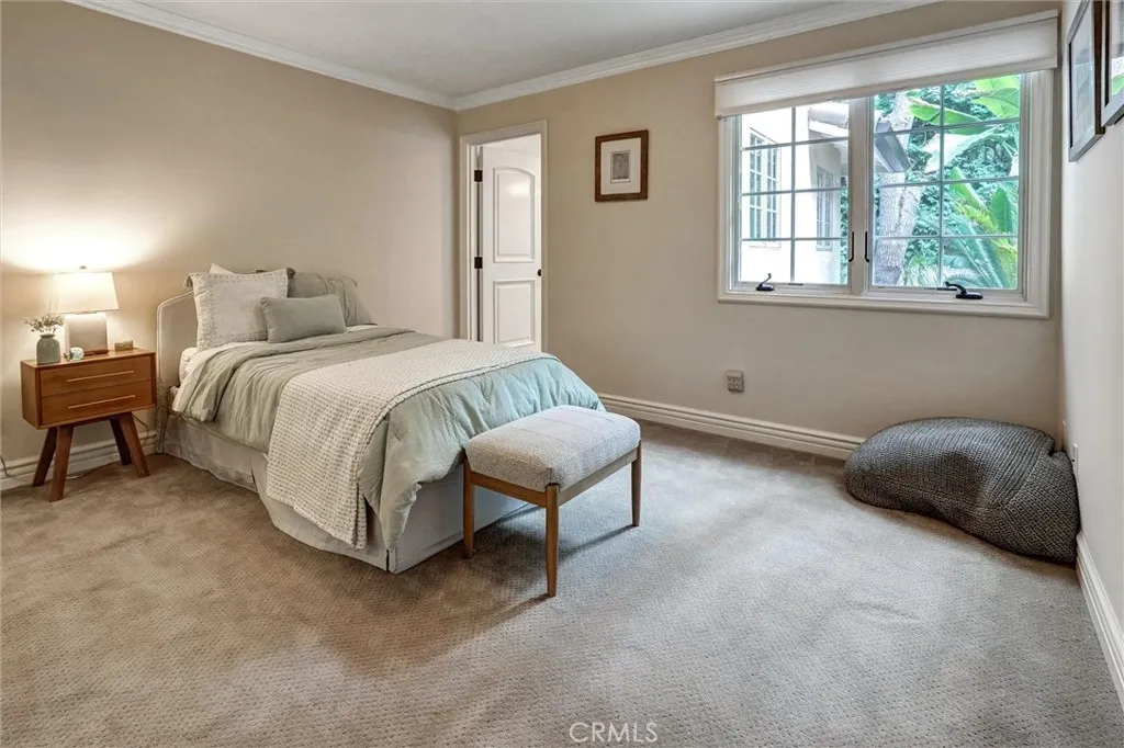 Additional image 120 of 4751 Topeka Drive, Tarzana, CA 91356