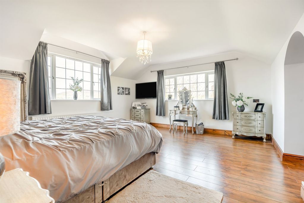 Additional image 12 of 5 bed detached house for saleFive Lanes, Caerwent, Caldicot, Monmouthshire NP26