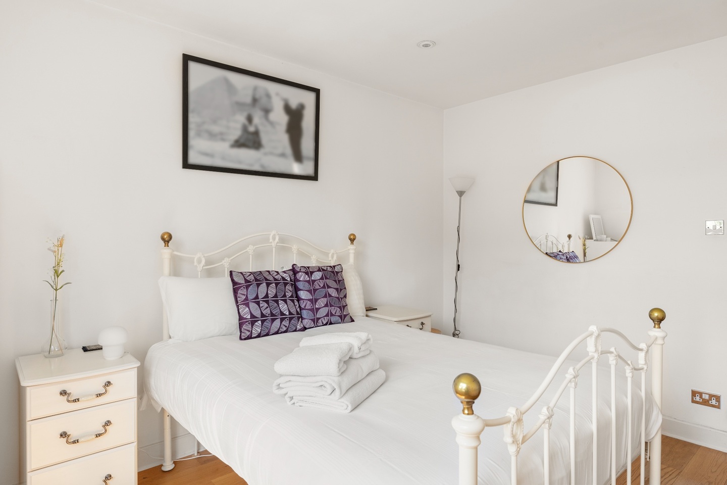 Additional image 11 of 1 Bed Flat, Chalk Farm Road, NW1, N1 7GU