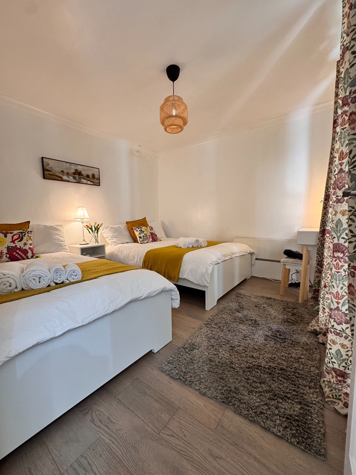 Additional image 4 of 1 Bed Flat, Camden Street, NW1, N1 7GU