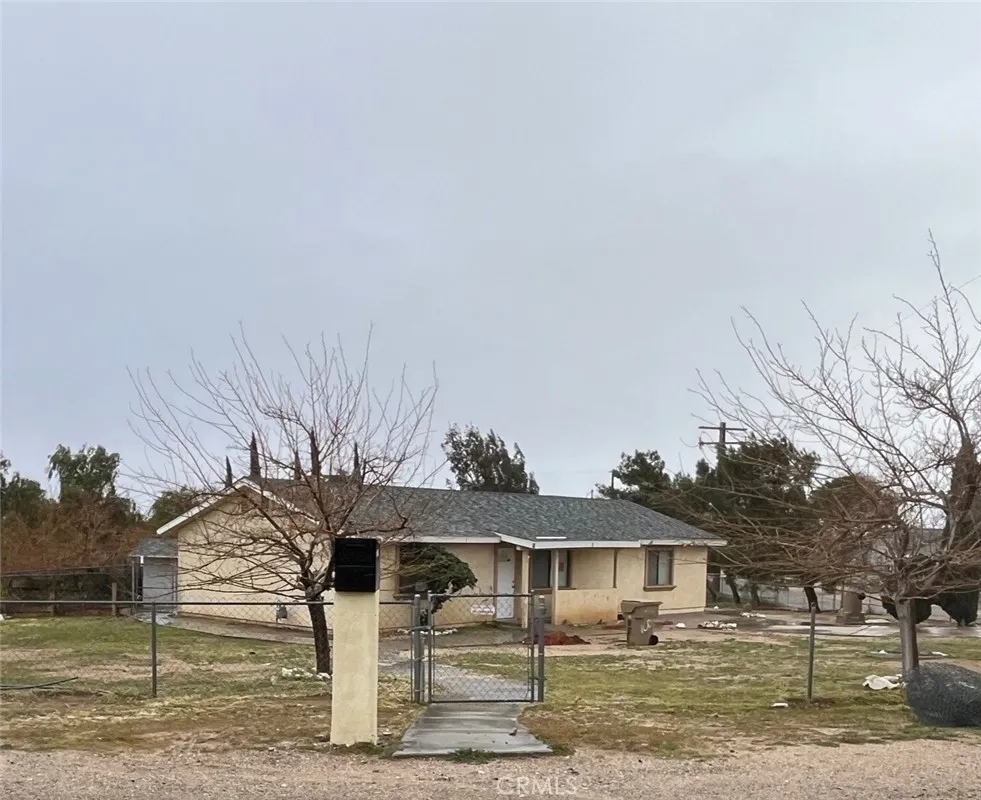 Additional image 2 of 10297 Redlands Avenue, Hesperia, CA 92345