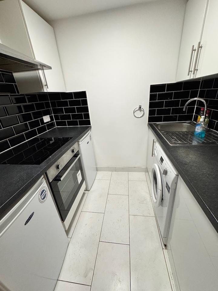 Additional image 12 of 1 Bed Flat, Parkway, NW1, N1 7GU