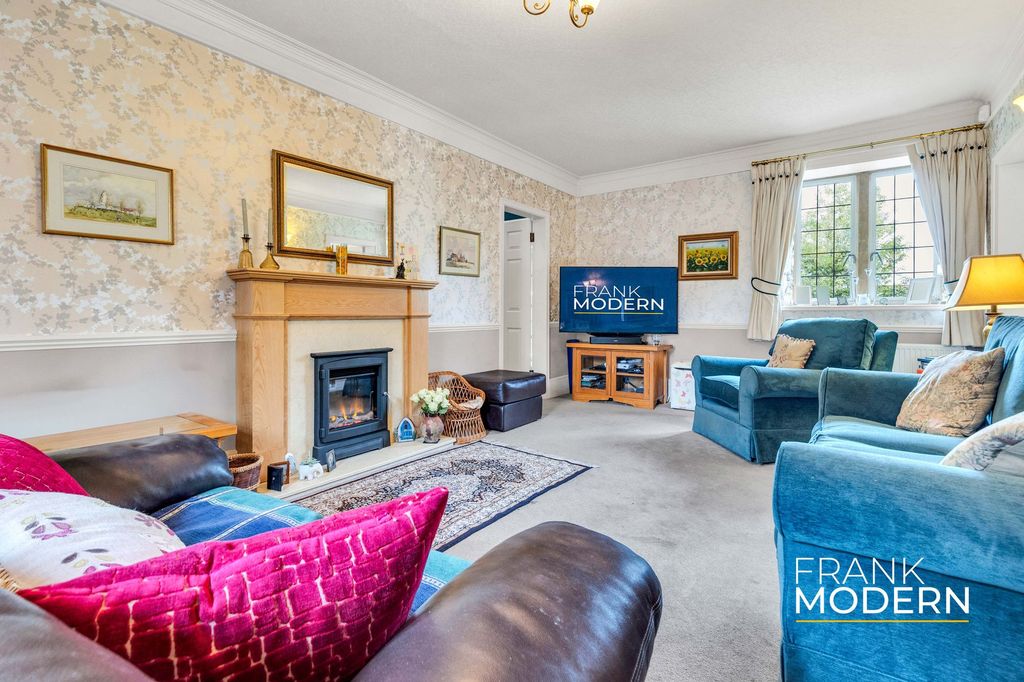 Additional image 11 of 5 bed semi-detached house for saleAbbey Place, Thorney PE6