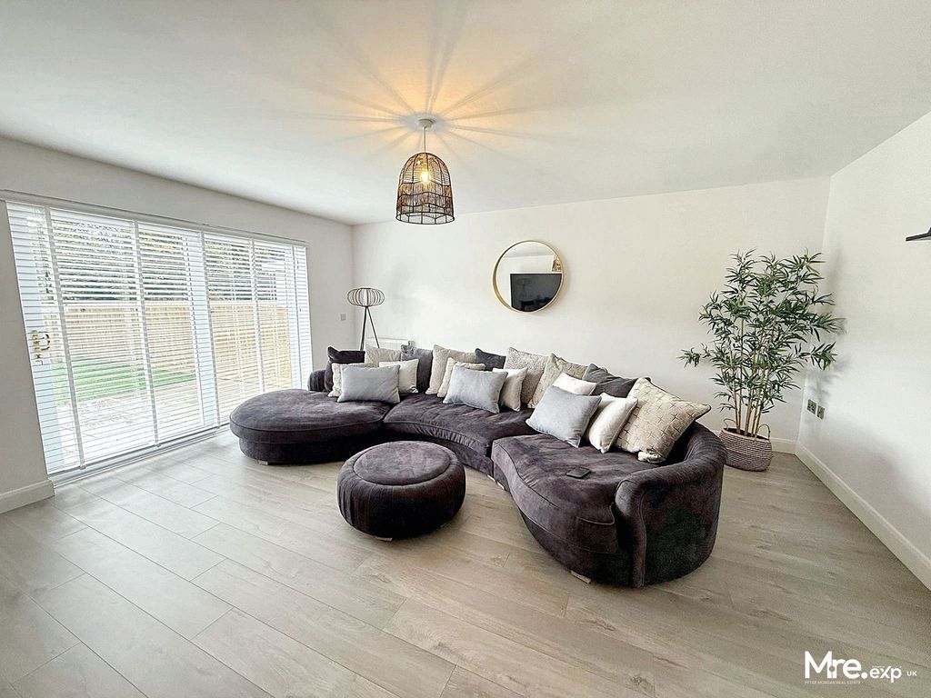 Additional image 5 of 5 bed detached house for saleAbermellte Court, Pont Nedd Fechan, Neath SA11