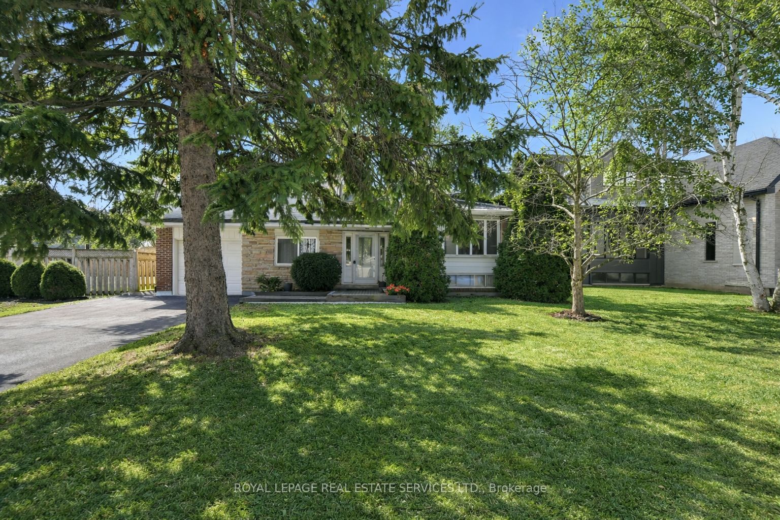 Additional image 2 of 224 Sunray Road, Oakville, ON, L6L 3R6