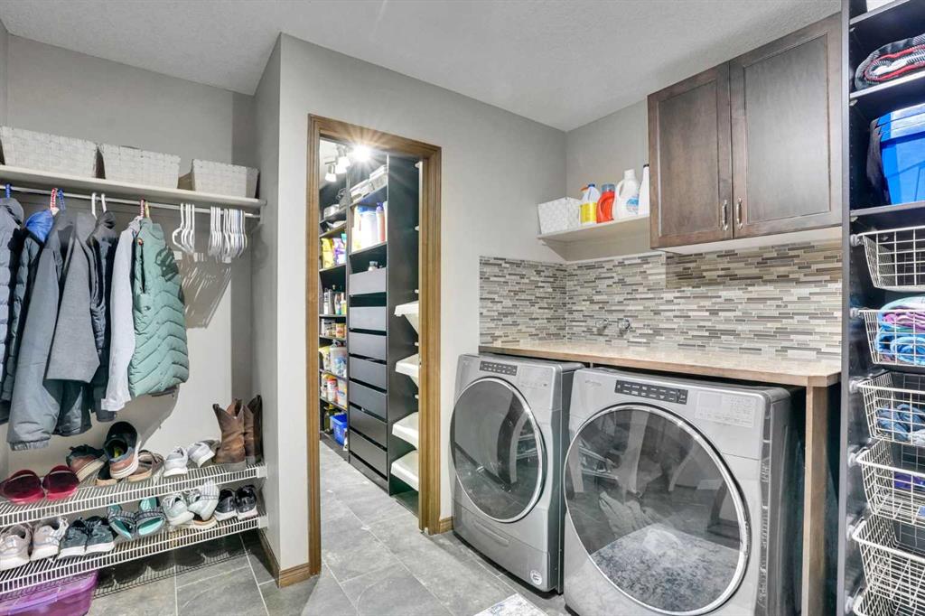 Additional image 3 of 300 Coopers Hill SW, Airdrie, AB, T4B 0S1