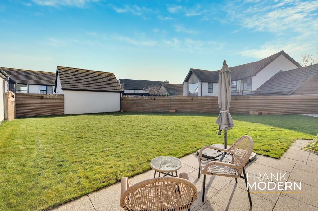 Additional image 46 of 5 bed detached house for saleBoundary Lane, Hampton Water PE7