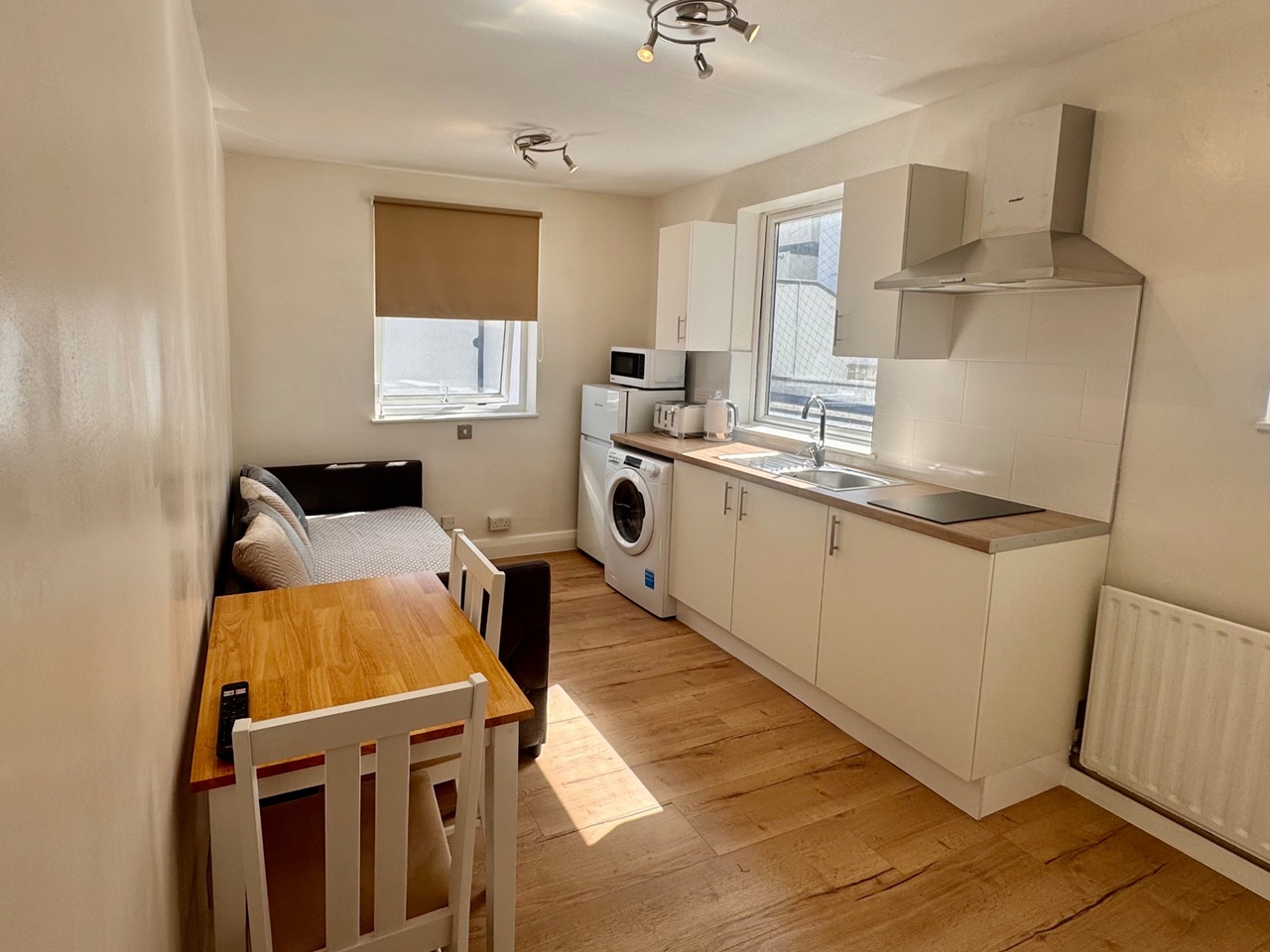 Additional image 3 of Studio Flat, Sussex Gardens, W2, N1 7GU