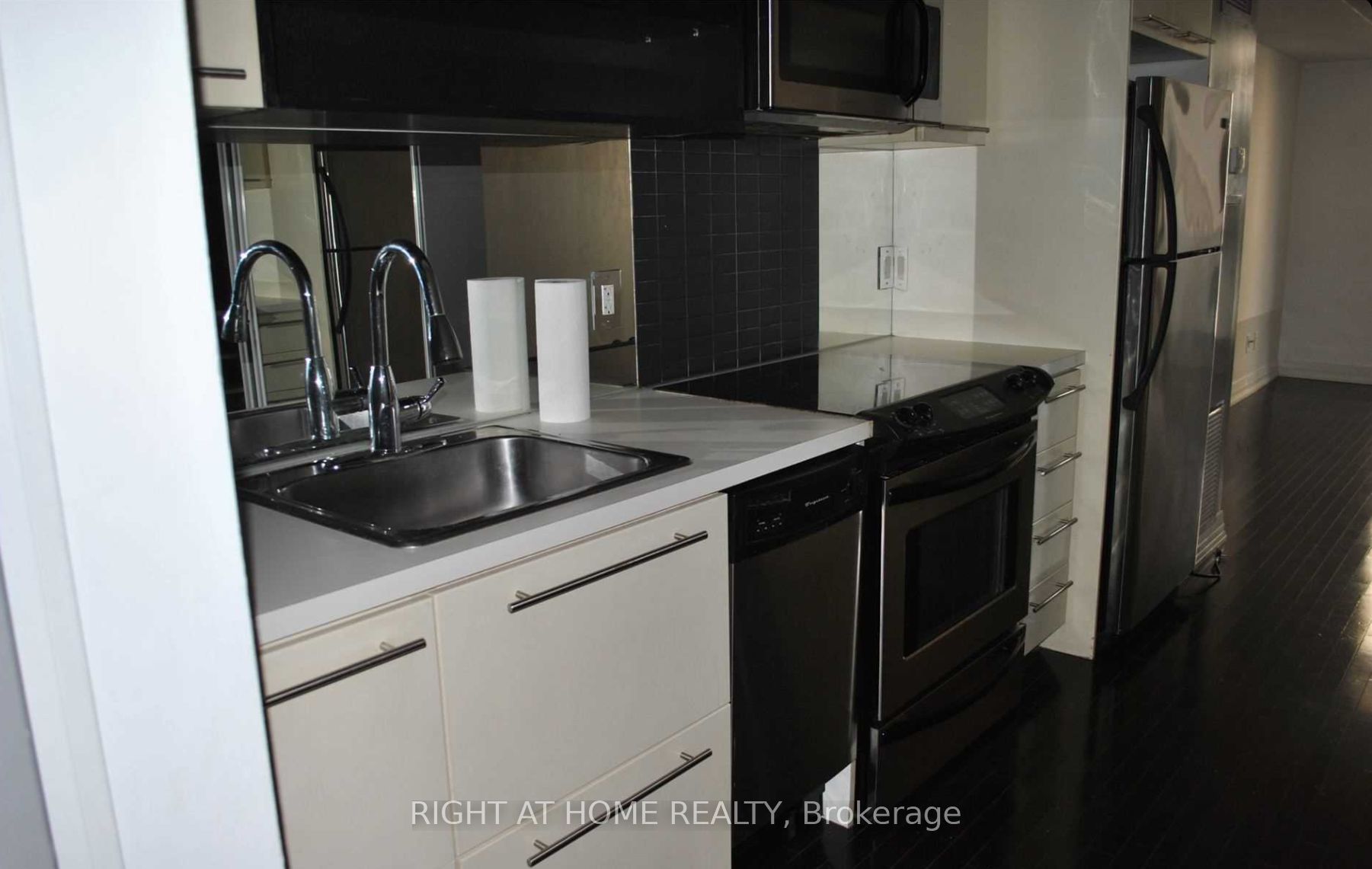 Additional image 4 of 303-25 Carlton Street, Toronto, ON, M5B 1L4