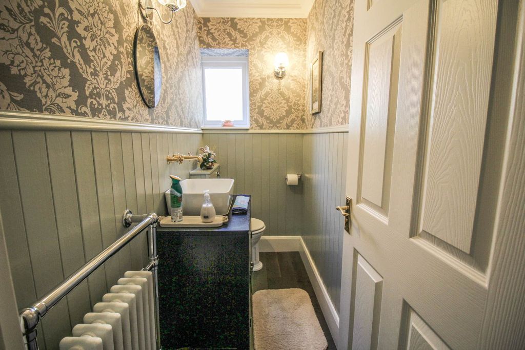 Additional image 3 of 4 bed semi-detached house for saleSevern Road, Weston-Super-Mare BS23