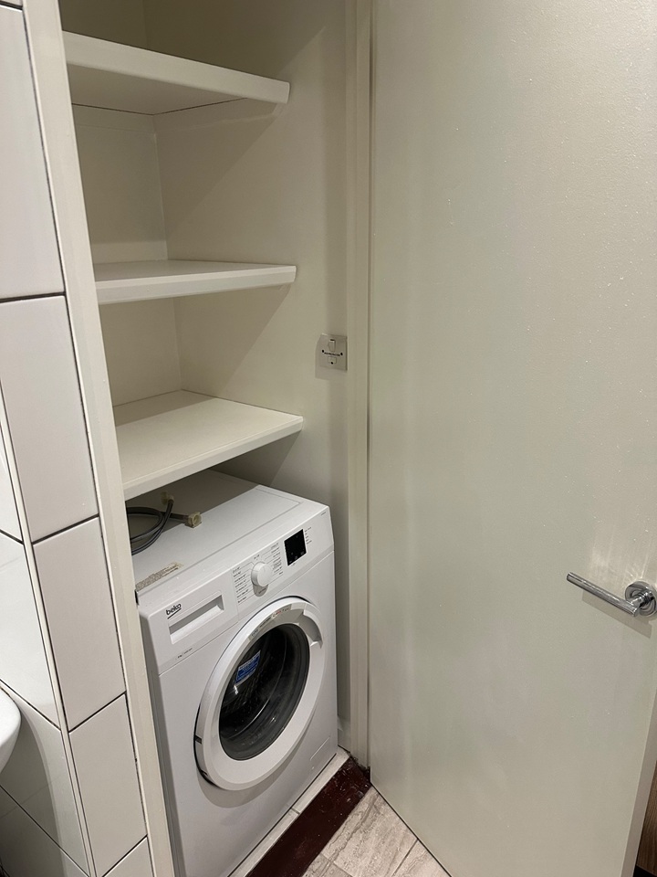 Additional image 13 of 1 Bed Flat, Hampton House, SW8, N1 7GU