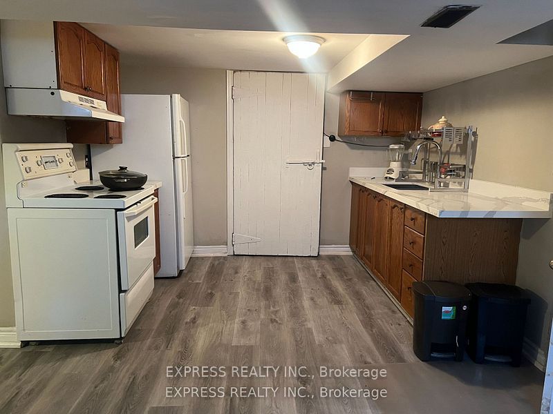 Basement-80 Taunton Road, Oshawa, ON, L1G 3T2