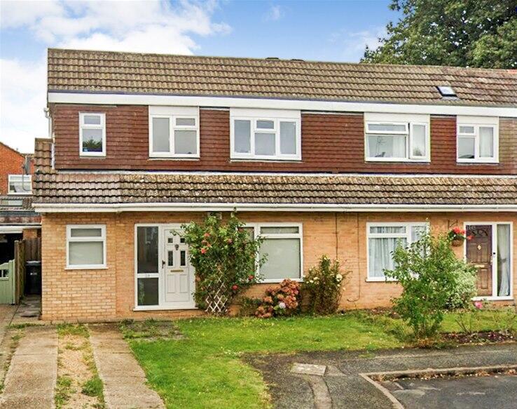 Chesterton Avenue, Harpenden, AL5