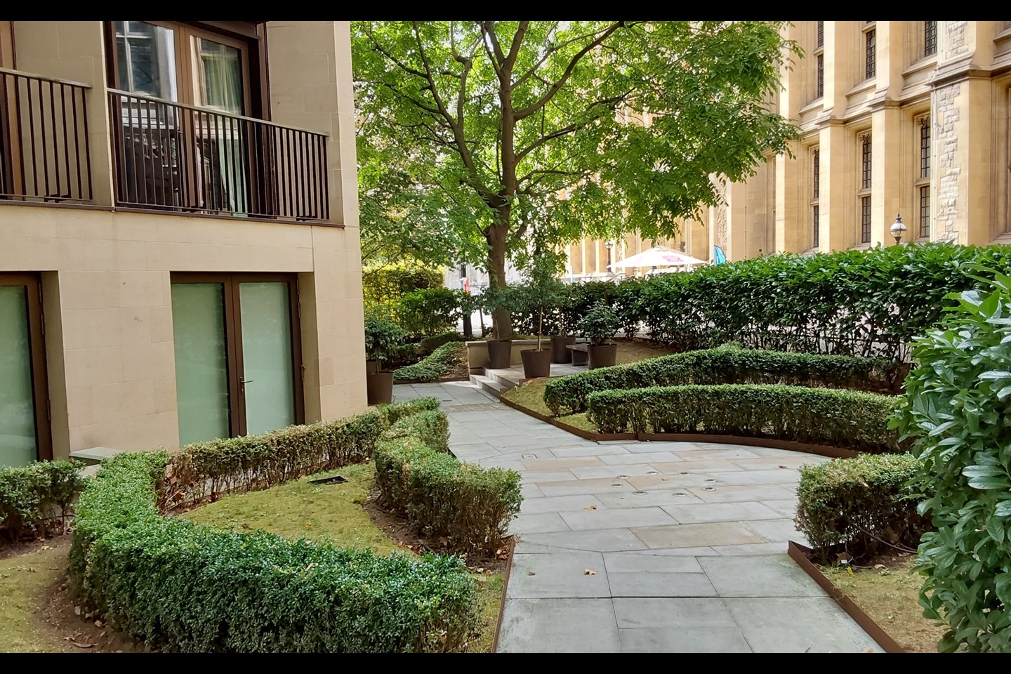 1 Bed Flat, St Dunstans House, EC4A, N1 7GU