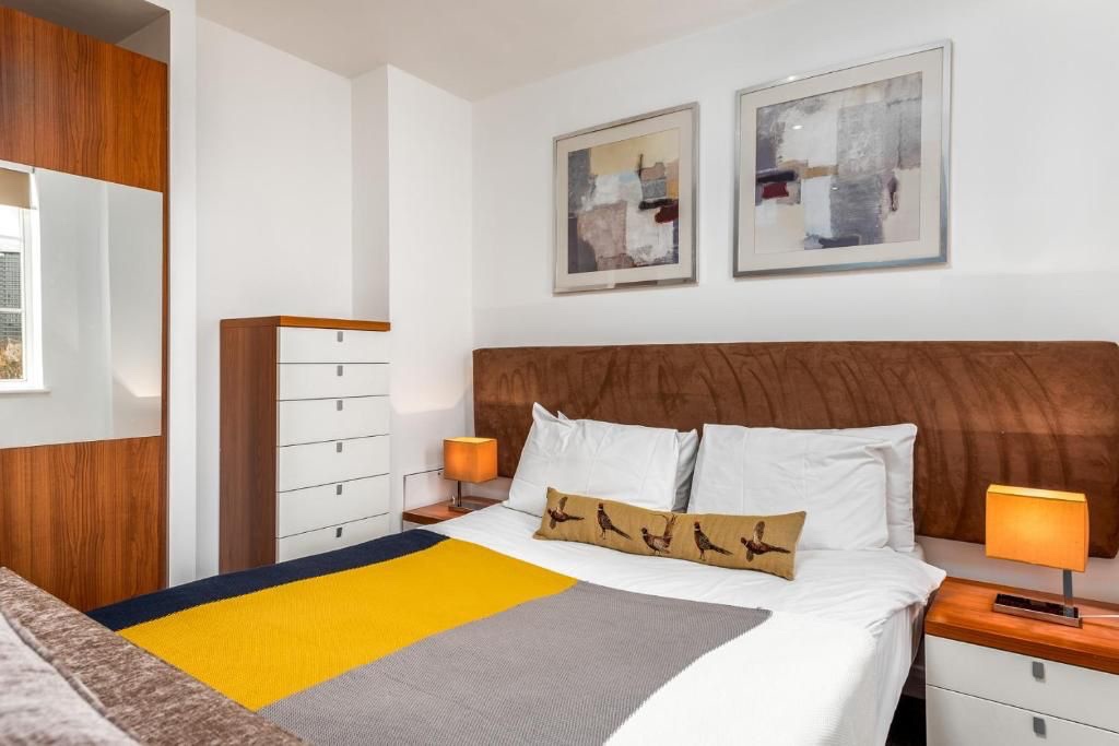 Additional image 2 of 1 Bed Flat, Old Brompton Road, SW7, N1 7GU