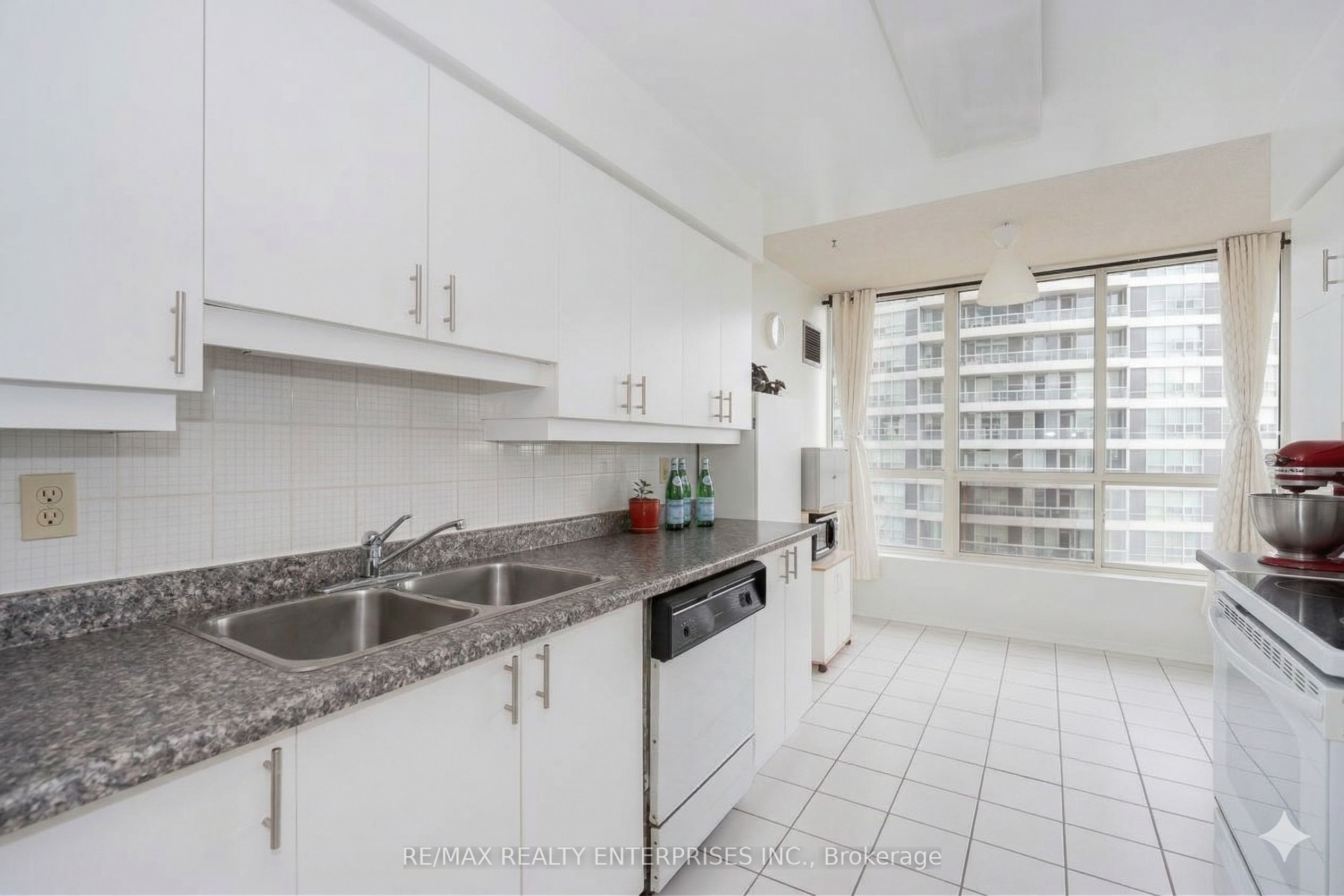 Additional image 4 of 1711-55 Elm Drive W, Mississauga, ON, L5B 3Z3