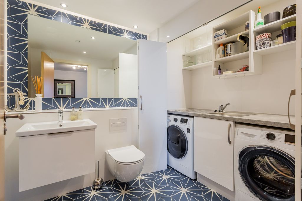 Additional image 9 of 3 bed penthouse for sale4/10 Anchor Mill, Thread Street, Paisley PA1