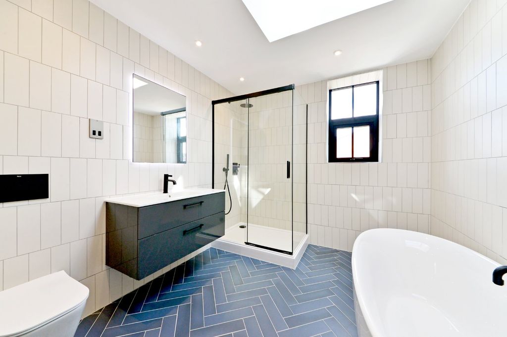 Additional image 6 of 3 bed flat for saleThe Gothic, 4-6 Great Hampton Street, Birmingham B18