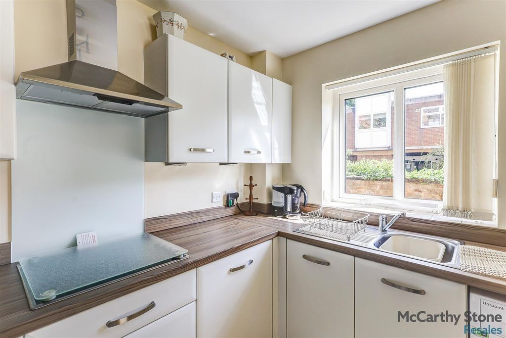 Additional image 8 of 2 bed flat for saleWardington Court, Welford Road, Northampton, Northamptonshire NN2