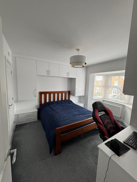 Additional image 10 of 4 bed flat for saleAldermans Drive, Peterborough PE3