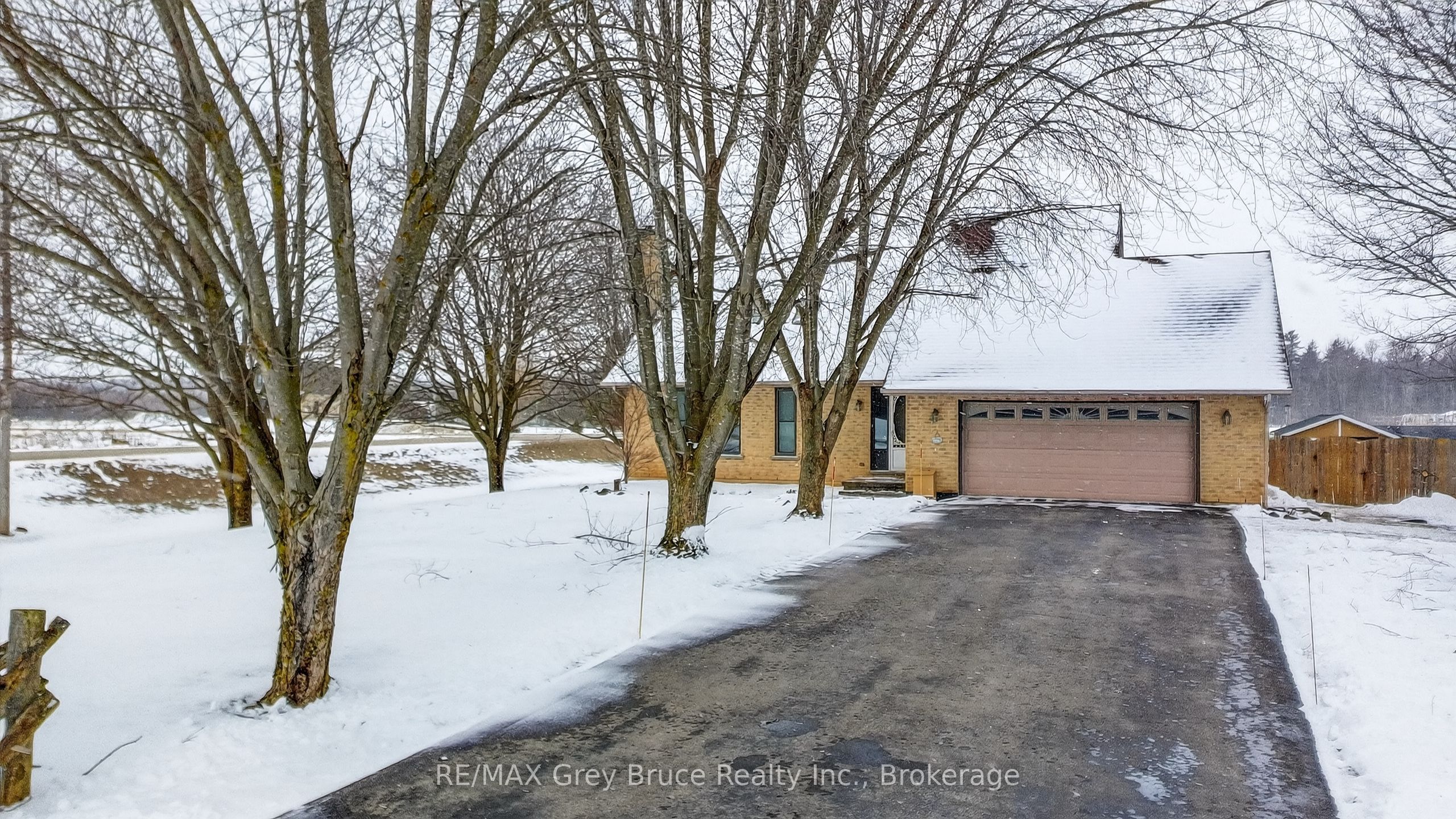 Additional image 3 of 102 Mary Avenue W, Georgian Bluffs, ON, N4K 5N5