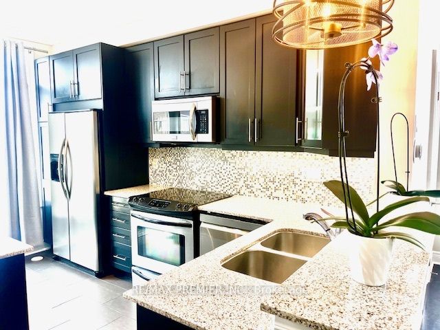 Additional image 2 of 835A Oxford Street, Toronto, ON, M8Z 0B3