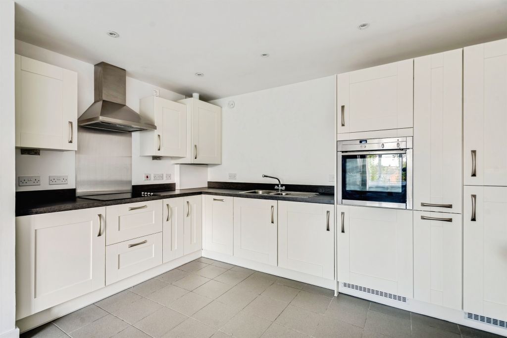 Additional image 16 of 2 bed flat for saleTumim Court, Wallingford OX10