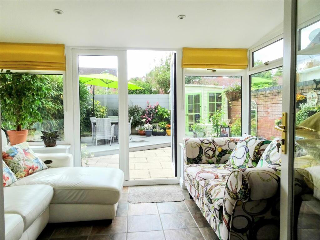 Additional image 5 of Globe Court, Evesham Street, Alcester