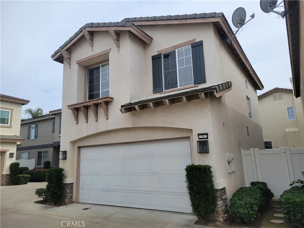 5 Cottonwood Dr, Aliso Viejo, CA 92656
