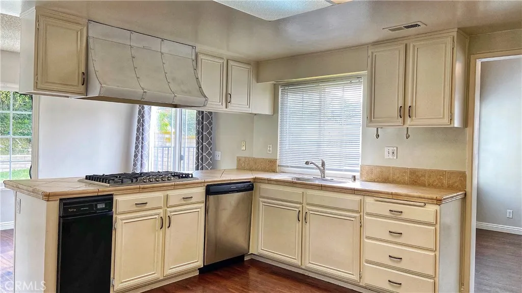 Additional image 41 of 1830 N Fairgreen, Fullerton, CA 92833