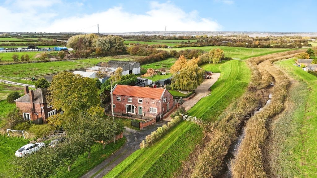 Additional image 4 of 4 bed detached house for saleFerry Road, Barrow Haven, Barrow-Upon-Humber, Lincolnshire DN19