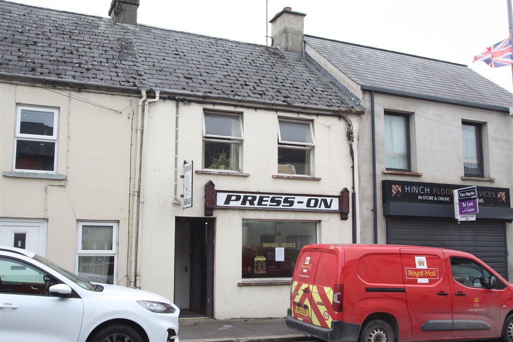 Additional image 3 of 4 bed terraced house for sale22, 24, 26, 28 And 28A Dromore Street, Ballynahich BT24