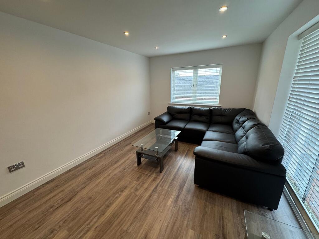 Additional image 10 of Mint Drive, Hockley, B18