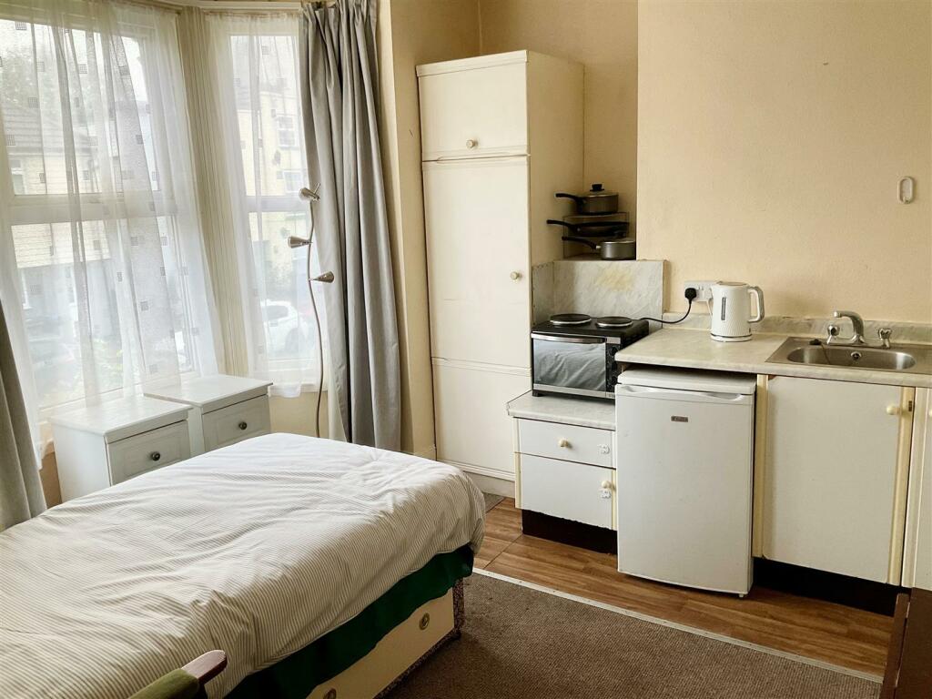 Additional image 2 of London Road, Dover