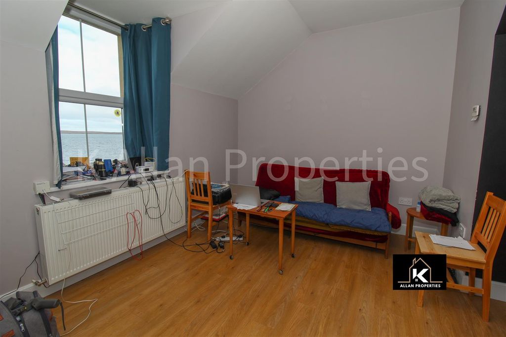 4 bed flat for saleLonghope, Stromness KW16 photo 4