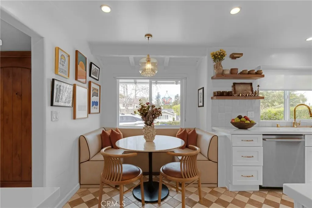 Additional image 4 of 23936 Nomar St, Woodland Hills, CA 91367