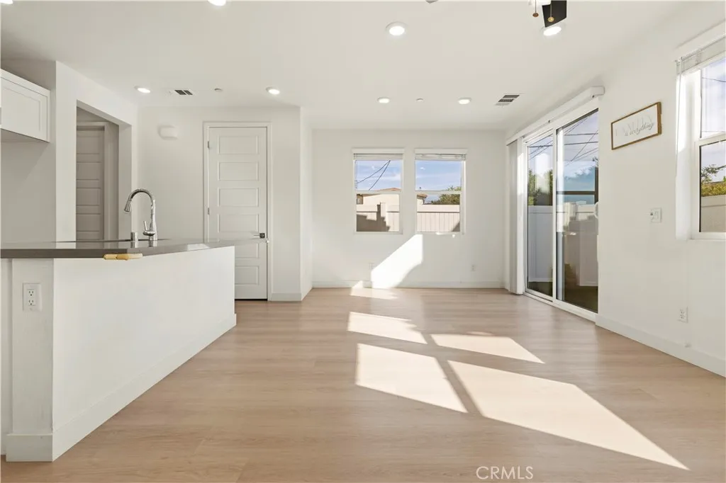 Additional image 90 of 1544 W Plaza Del Amo, Torrance, CA 90501